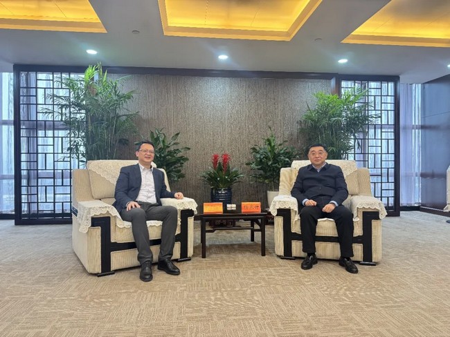 黄舸舸董事长率队赴徐工集团，携手擘画合作新蓝图